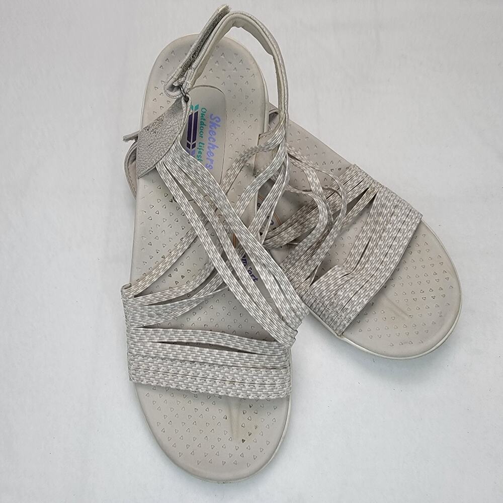 Skechers Womens Sandals 8 Cream Strappy Outdoor Comfort Walking Shoes